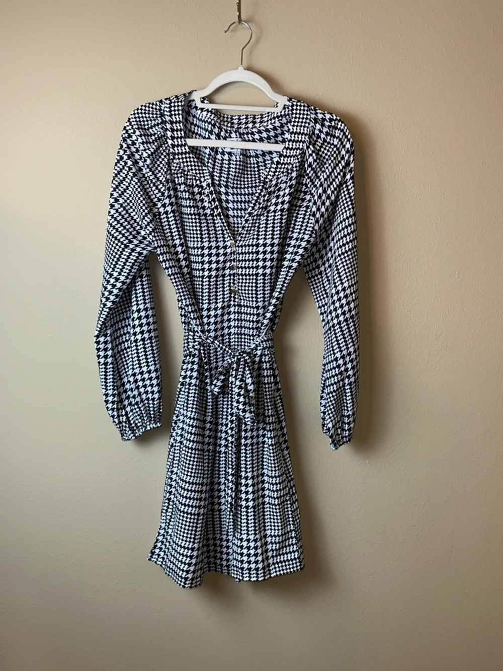 Mud Pie Black and White Houndstooth Long-Sleeve Wrap Dress